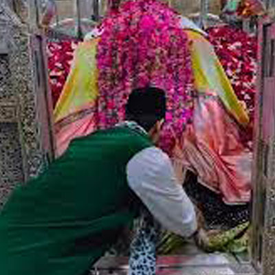 Famous Hasan Raza Khan